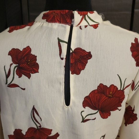 Blouse - Picture 4 of 6